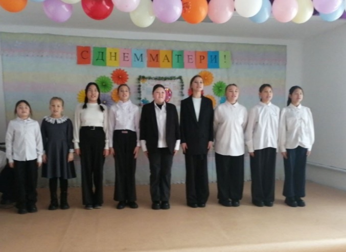 В мамином сердце не гаснет любовь.